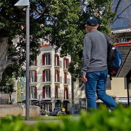 Safira 202 * Funchal (Madeira)